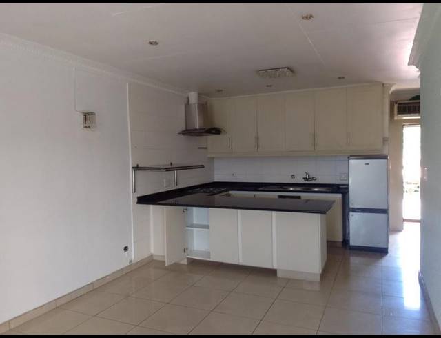 2 BEDROOM APARTMENT FOR SALE IN PEACEHAVEN